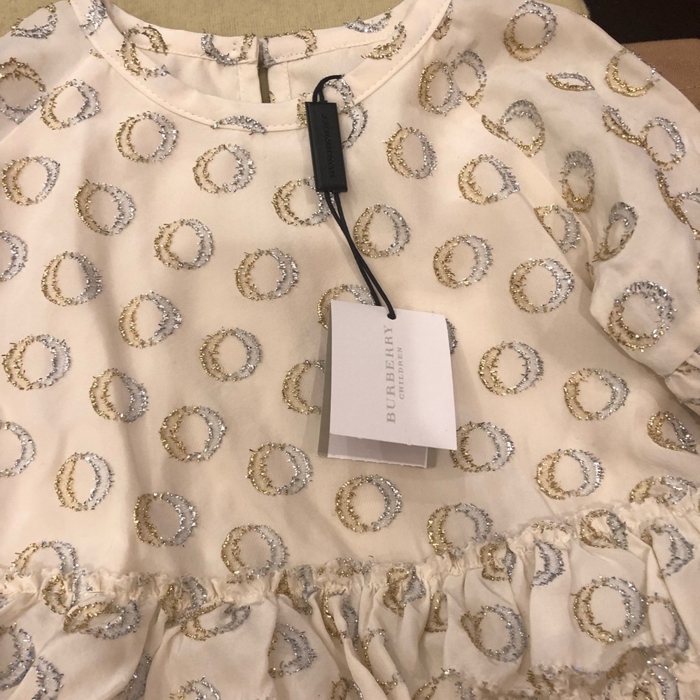 Children Burberry special occasion 6-month - Picture 3 of 6
